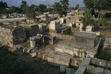 Blick auf den römischen Friedhof